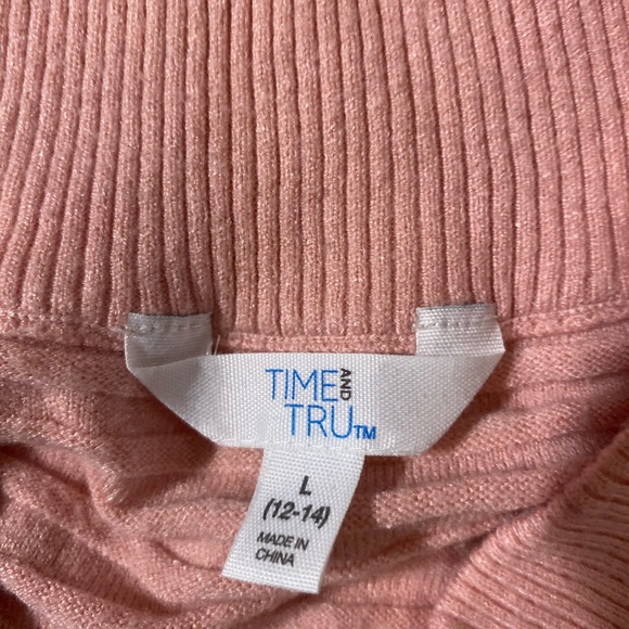 Time and Tru Pink V-Neck Women's Sweater Large (12-14) (MO) - Picture 9 of 15